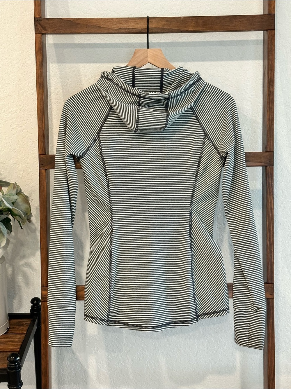 Kyodan Striped Hooded Athletic Jacket Coral Zip XS Fitted - Picture 8 of 12